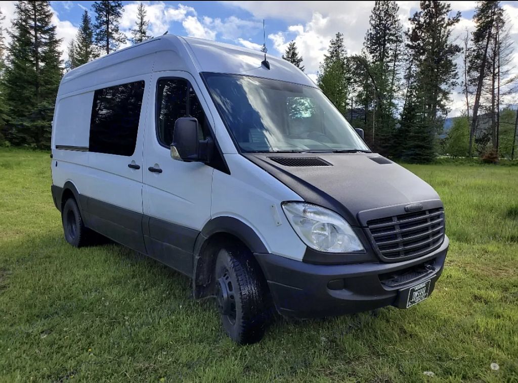 5 Best RV Rental Companies in Montana [2023]